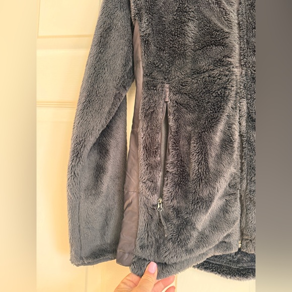 NWOT NEVER WORN North Face Osito fuzzy soft jacket Medium!!! - Picture 2 of 8